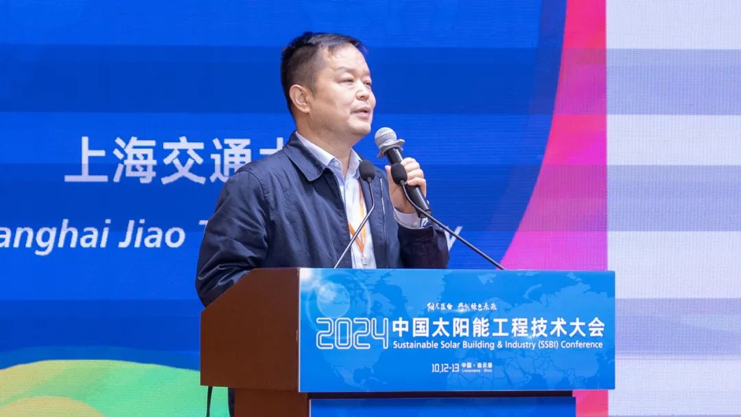 空氣能,太陽(yáng)能,熱水器