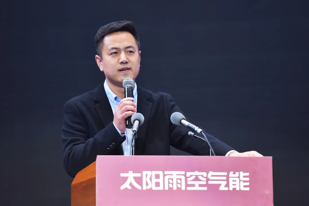 空氣能,太陽(yáng)能,熱水器