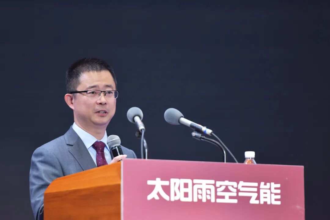 空氣能,太陽(yáng)能,熱水器