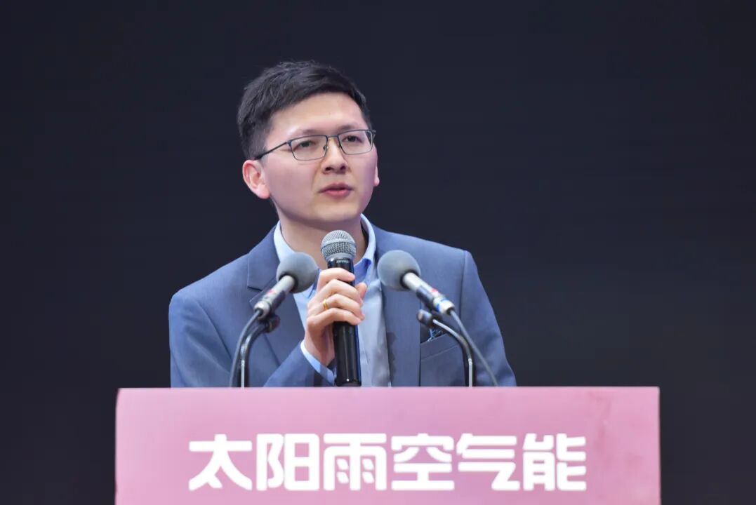 空氣能,太陽(yáng)能,熱水器