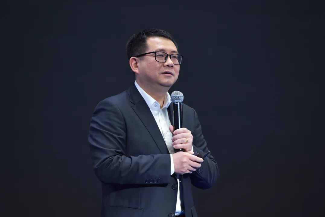 空氣能,太陽(yáng)能,熱水器