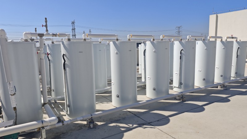 廣東佛山鑫匯科生產研發基地空氣能級聯清潔熱水項目