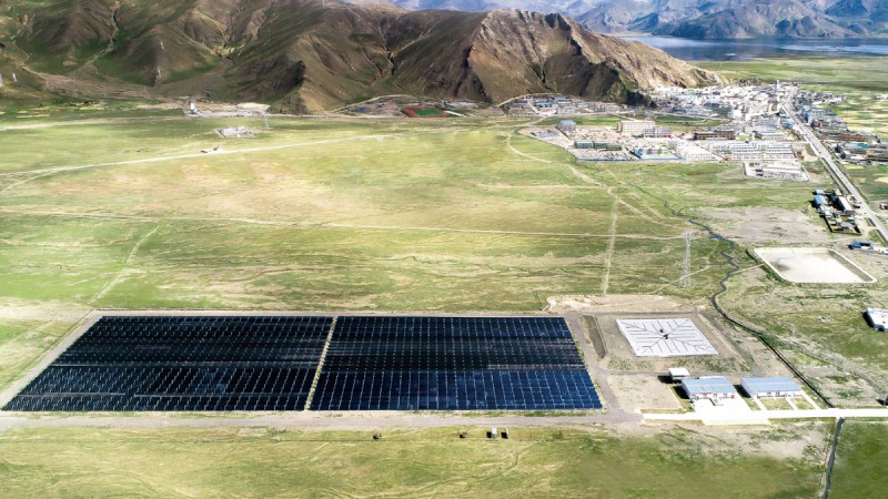 西藏浪卡子大型太陽能跨季節蓄熱清潔供暖項目